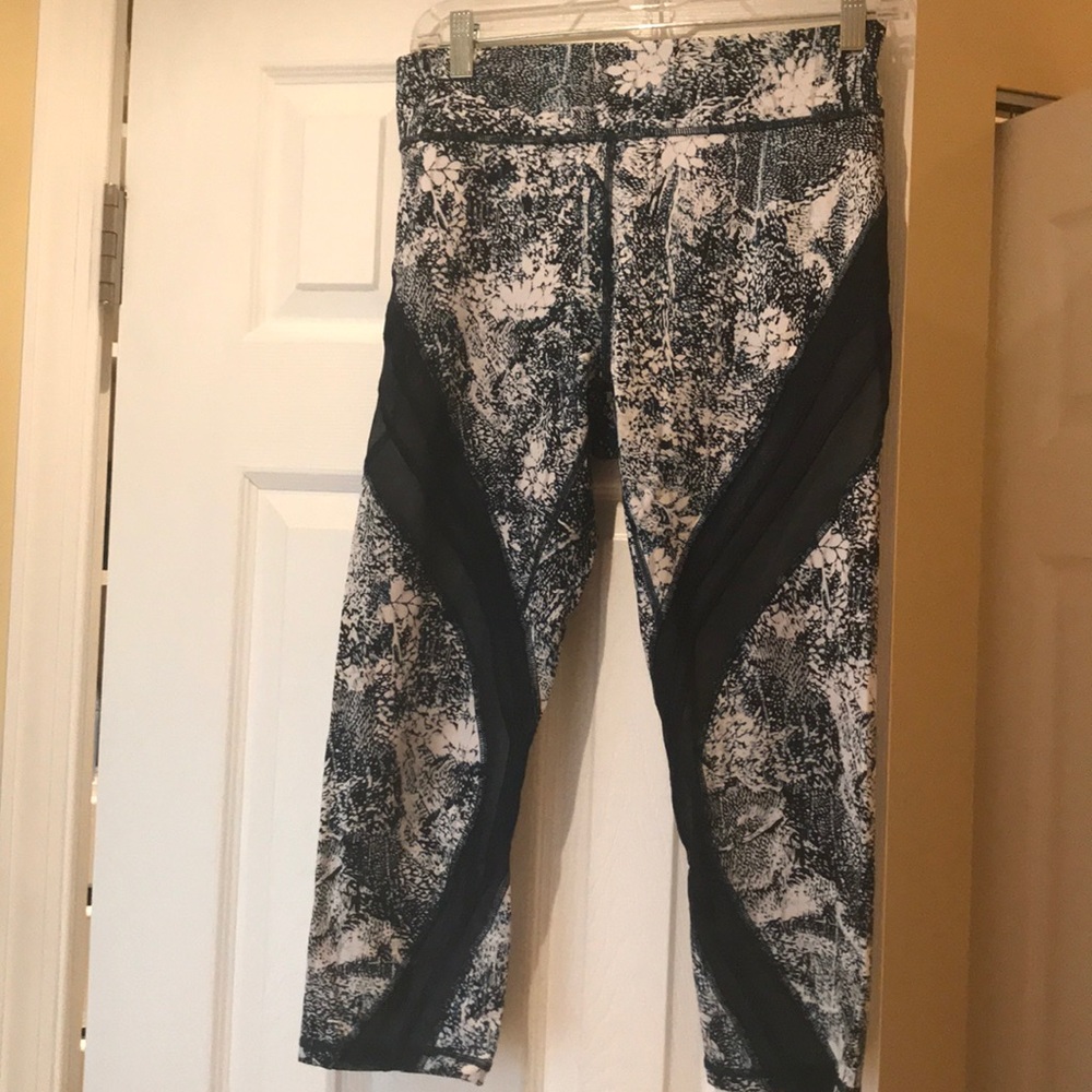 Lululemon crop size 10